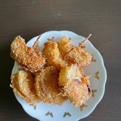 揚げ物が苦手な私にも、楽しく作る事ができました❗️
玉ねぎも甘く、美味しかったです。
リピートしたいです。
ごちそうさまでした^_^